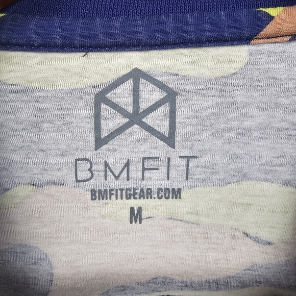 BMFIT Gear Colorful Camo All Over Print T Shirt Mens Size M Athletic Workout Top - Picture 13 of 15